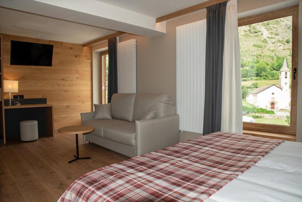 Hotel Roya Espot Dış mekan fotoğraf