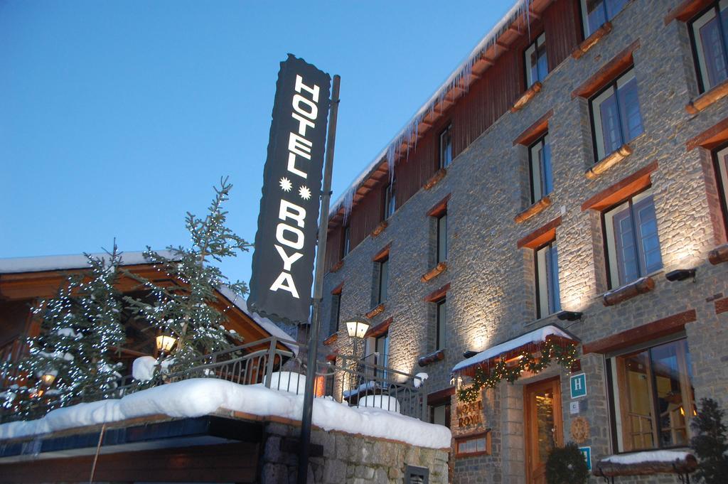 Hotel Roya Espot Dış mekan fotoğraf
